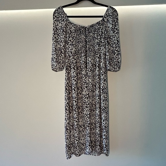 Abercrombie and | Fitch 3/4 Sleeve Midi Dress (Size XS) - Picture 3 of 7